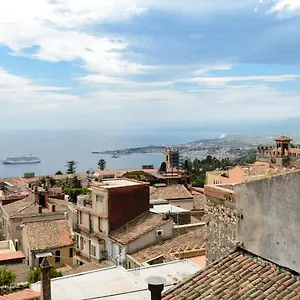 Sunset , Taormina Italia